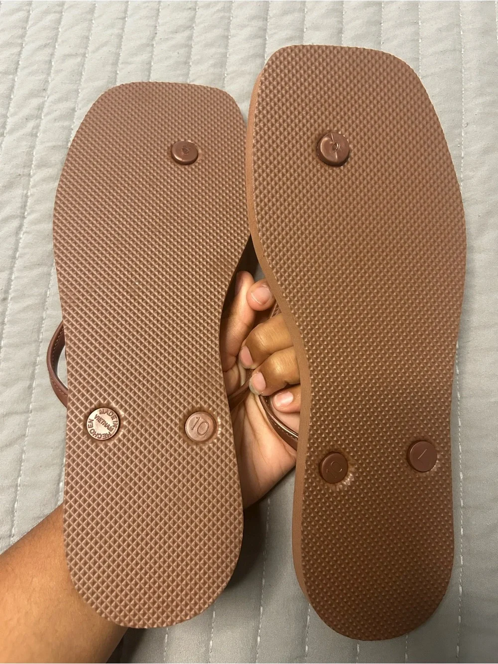 Old Navy simple flip